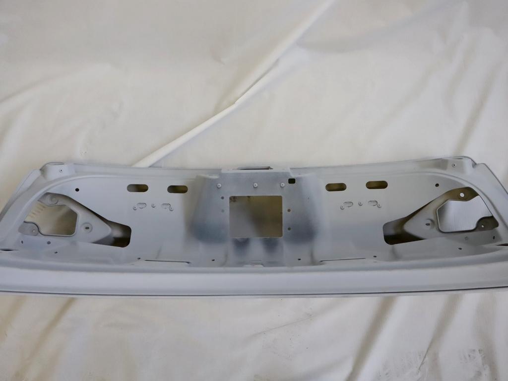 80562800 PORTELLONE COFANO POSTERIORE BAULE MASERATI GRANTURISMO 4.2 (2007) RICAMBIO NUOVO 80085700