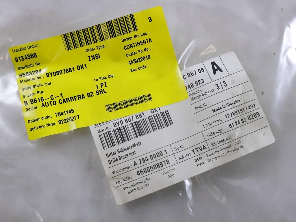 9Y0807681 GRIGLIA SUPPORTO PARAURTI ANTERIORE LATO SINISTRO PORSCHE CAYENNE 3.0 B 250KW AUT 5P (2021) RICAMBIO USATO