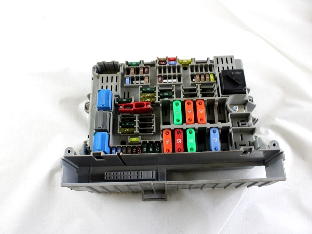 6906607 CENTRALINA FUSIBILIERA SCATOLA FUSIBILI RELÈ BMW SERIE 1 118 D E87 2.0 D 90KW 6M 5P (2004) RICAMBIO USATO