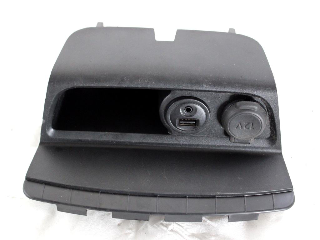 9674655277 PORTA INGRESSO USB AUX PEUGEOT 208 1.4 D 50KW 5M 5P (2014) RICAMBIO USATO 