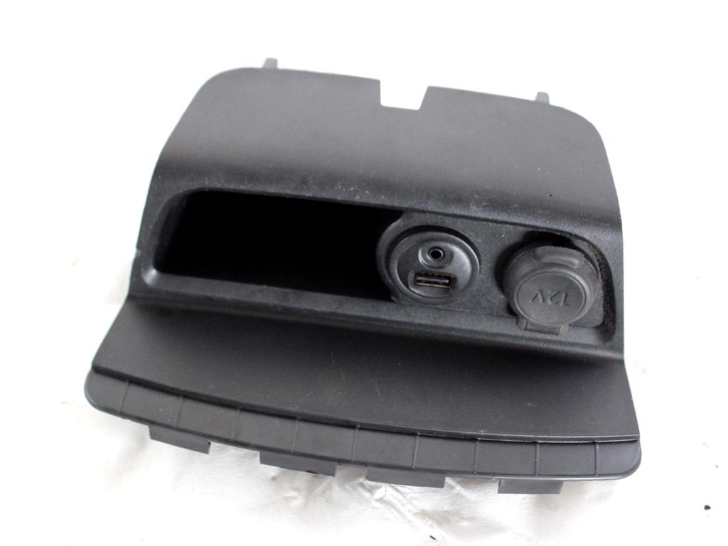 9674655277 PORTA INGRESSO USB AUX PEUGEOT 208 1.4 D 50KW 5M 5P (2014) RICAMBIO USATO 