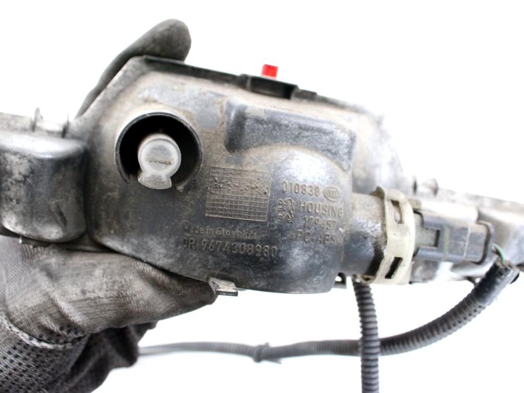 9674308980 FARO FANALINO RETRONEBBIA POSTERIORE PEUGEOT 208 1.4 D 50KW 5M 5P (2014) RICAMBIO USATO