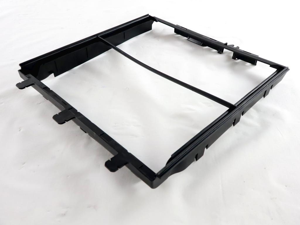 99157371104 RIVESTIMENTO SUPPORTO CONDENSATORE RADIATORE CLIMATIZZATORE CLIMA A/C PORSCHE 911 991 GT3 (2015) RICAMBIO USATO