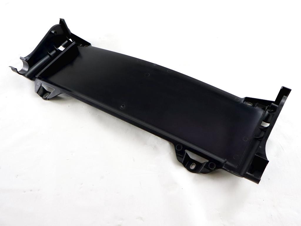 99110623802 RIVESTIMENTO SUPPORTO POSTERIORE RADIATORE INTERCOOLER PORSCHE 911 991 GT3 (2015) RICAMBIO USATO