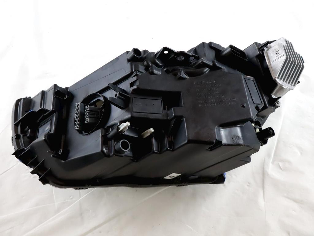 32342525 FARO FANALE ANTERIORE DESTRO LED VOLVO XC40 2.0 140KW B 5P AUT (2019) RICAMBIO USATO SUPPORTI DANNEGGIATI