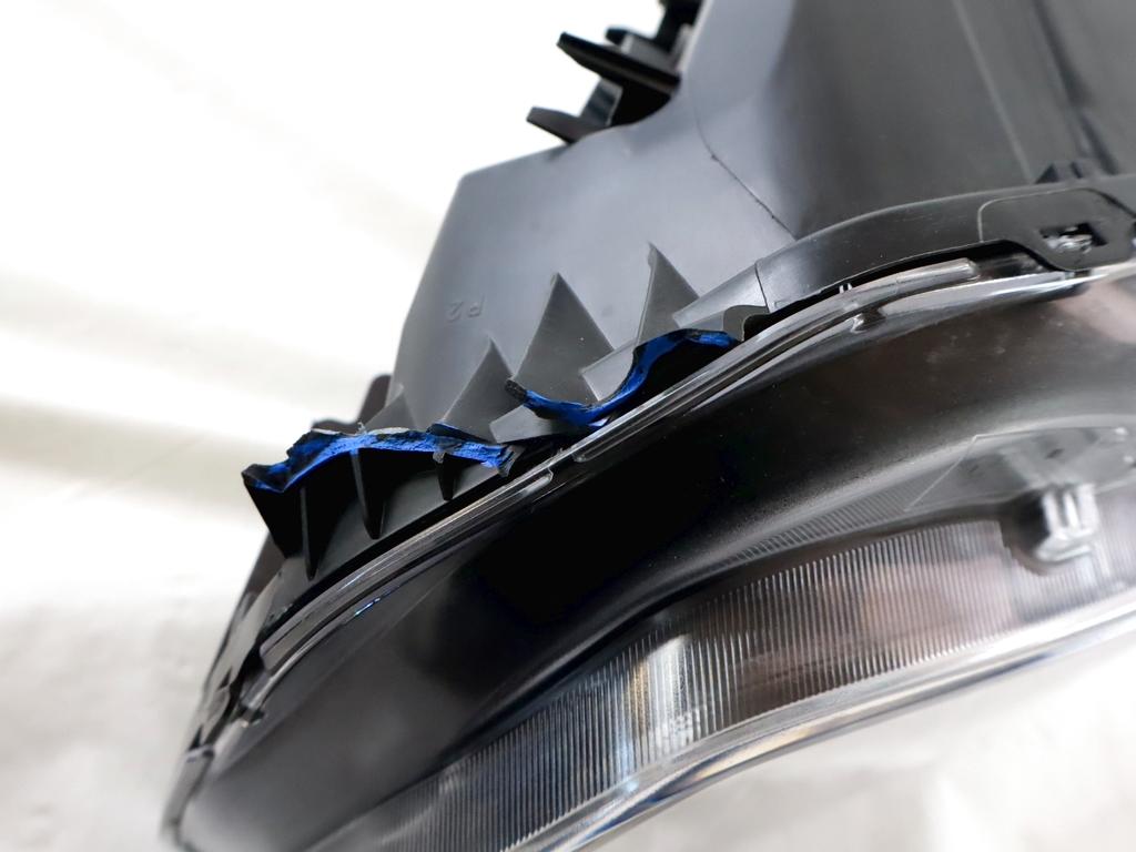 32342525 FARO FANALE ANTERIORE DESTRO LED VOLVO XC40 2.0 140KW B 5P AUT (2019) RICAMBIO USATO SUPPORTI DANNEGGIATI