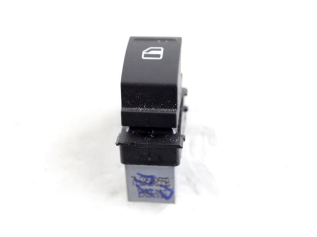 7L6959855BREH COMANDO INTERRUTTORE ALZA-VETRO ALZA-CRISTALLO PORTA POSTERIORE DESTRA VOLKSWAGEN GOLF PLUS 1.4 B 90KW 6M 5P (2009) RICAMBIO USATO