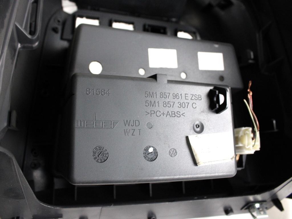 5M1863243D82V TUNNEL CENTRALE VOLKSWAGEN GOLF PLUS 1.4 B 90KW 6M 5P (2009) RICAMBIO USATO