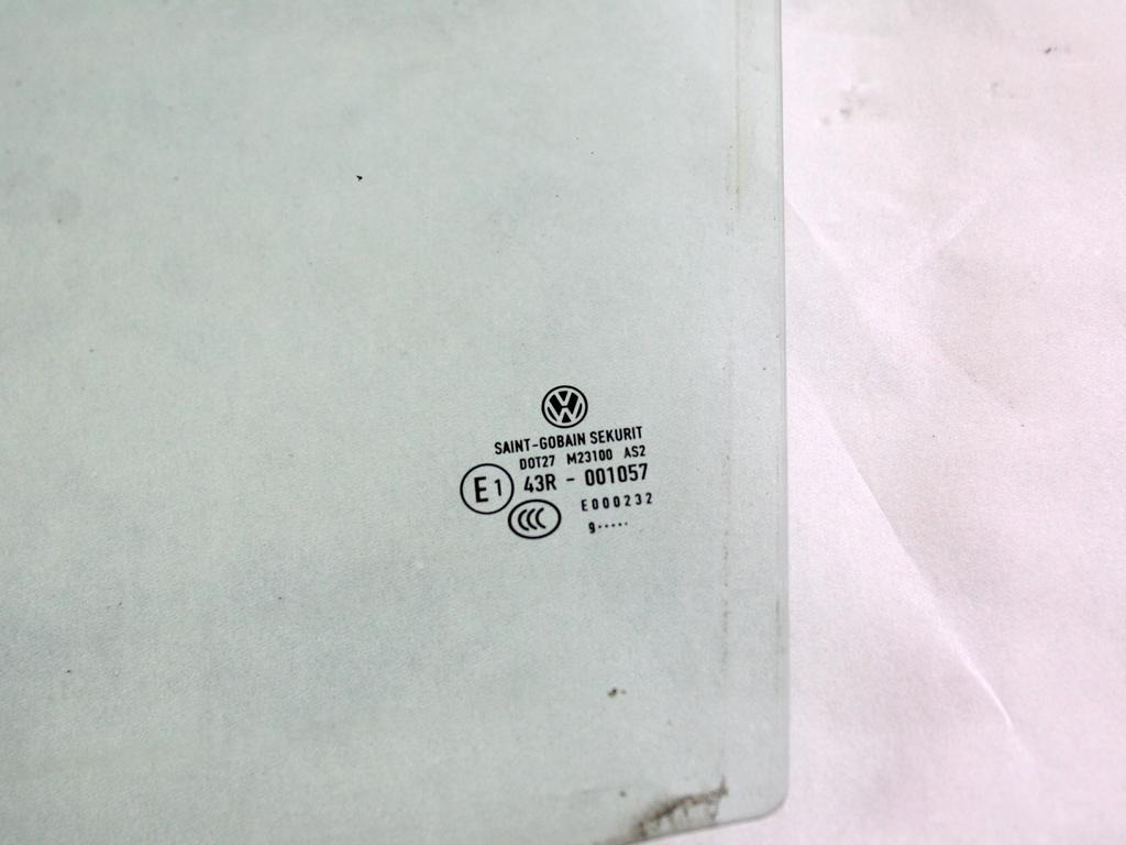 5M0845025 VETRO SCENDENTE PORTA POSTERIORE SINISTRA VOLKSWAGEN GOLF PLUS 1.4 B 90KW 6M 5P (2009) RICAMBIO USATO