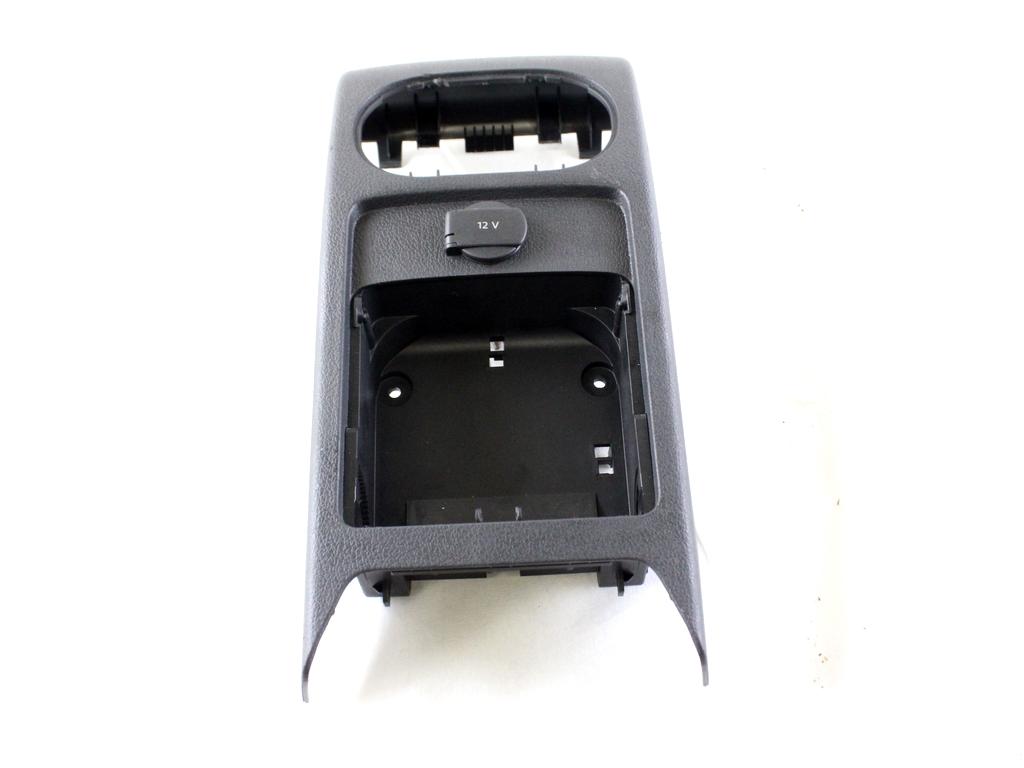 5M0863289B RIVESTIMENTO TUNNEL CENTRALE POSTERIORE VOLKSWAGEN GOLF PLUS 1.4 B 90KW 6M 5P (2009) RICAMBIO USATO