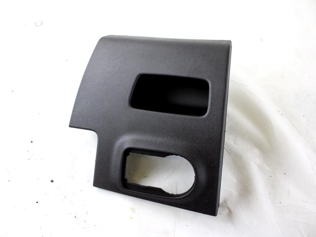 13471360 RIVESTIMENTO INFERIORE CRUSCOTTO LATO SINISTRO OPEL CORSA E 1.2 B 51KW 5M 5P (2016) RICAMBIO USATO
