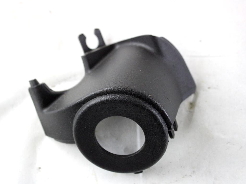 13471363 RIVESTIMENTO INFERIORE PIANTONE STERZO OPEL CORSA E 1.2 B 51KW 5M 5P (2016) RICAMBIO USATO