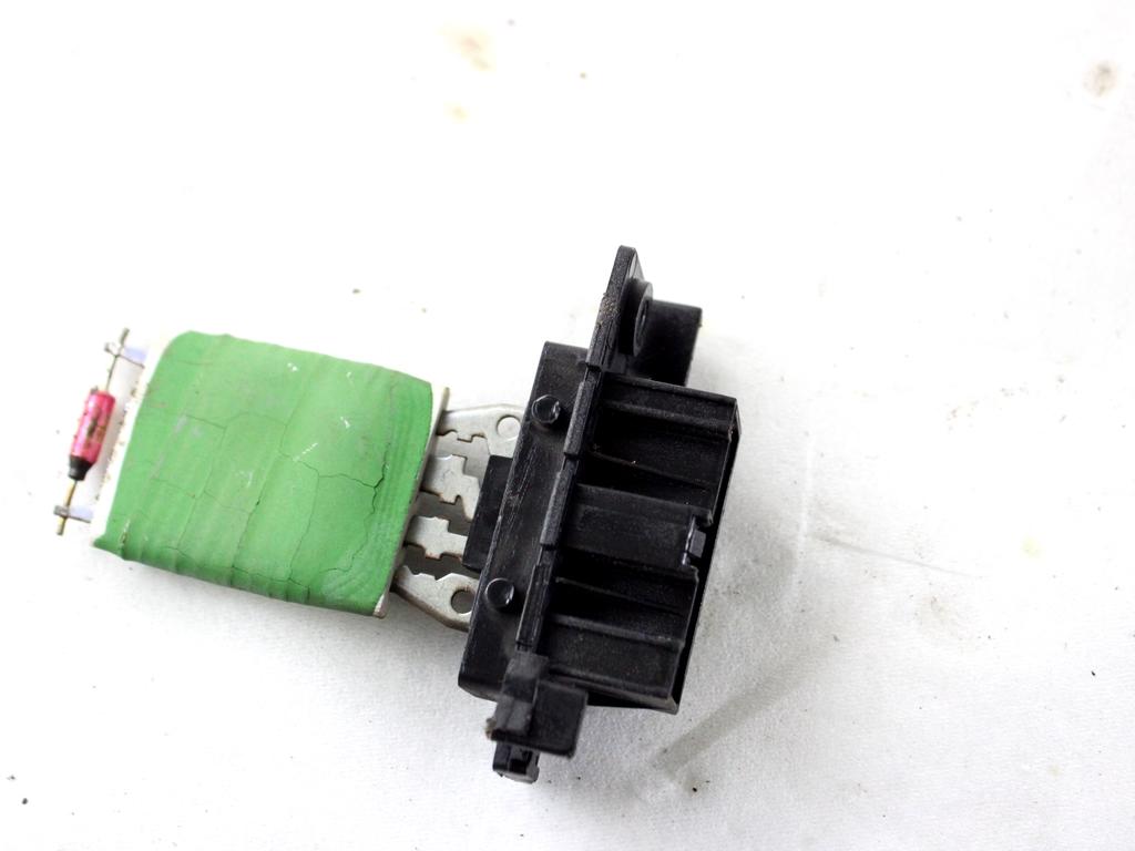 95526380 RESISTENZA RISCALDAMENTO CLIMATIZZATORE OPEL CORSA E 1.2 B 51KW 5M 5P (2016) RICAMBIO USATO