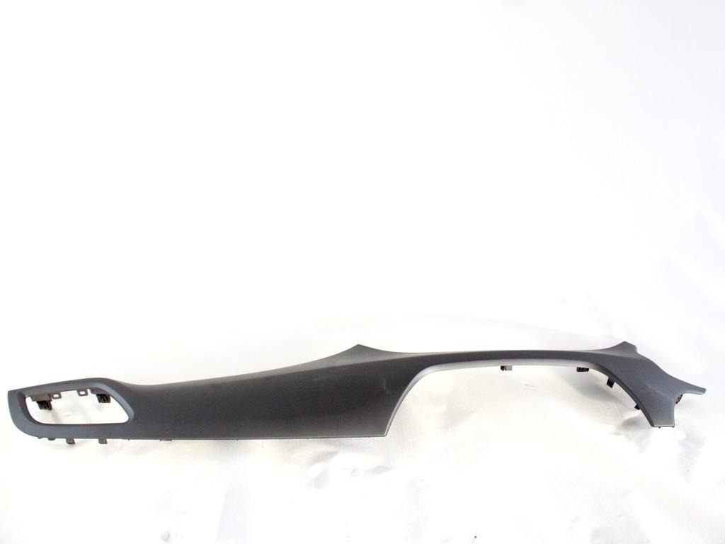 39050125 RIVESTIMENTO CRUSCOTTO LATO DESTRO OPEL CORSA E 1.2 B 51KW 5M 5P (2016) RICAMBIO USATO