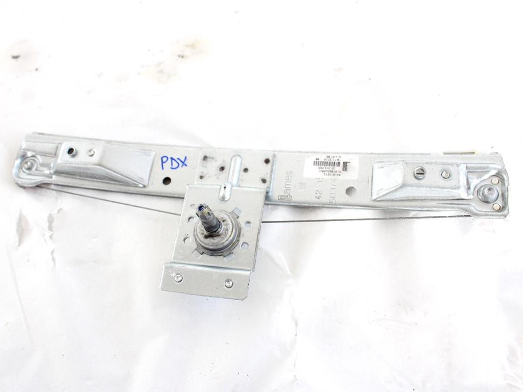 13188504 MECCANISMO ALZA-VETRO ALZA-CRISTALLO PORTA POSTERIORE DESTRA MANUALE OPEL CORSA E 1.2 B 51KW 5M 5P (2016) RICAMBIO USATO