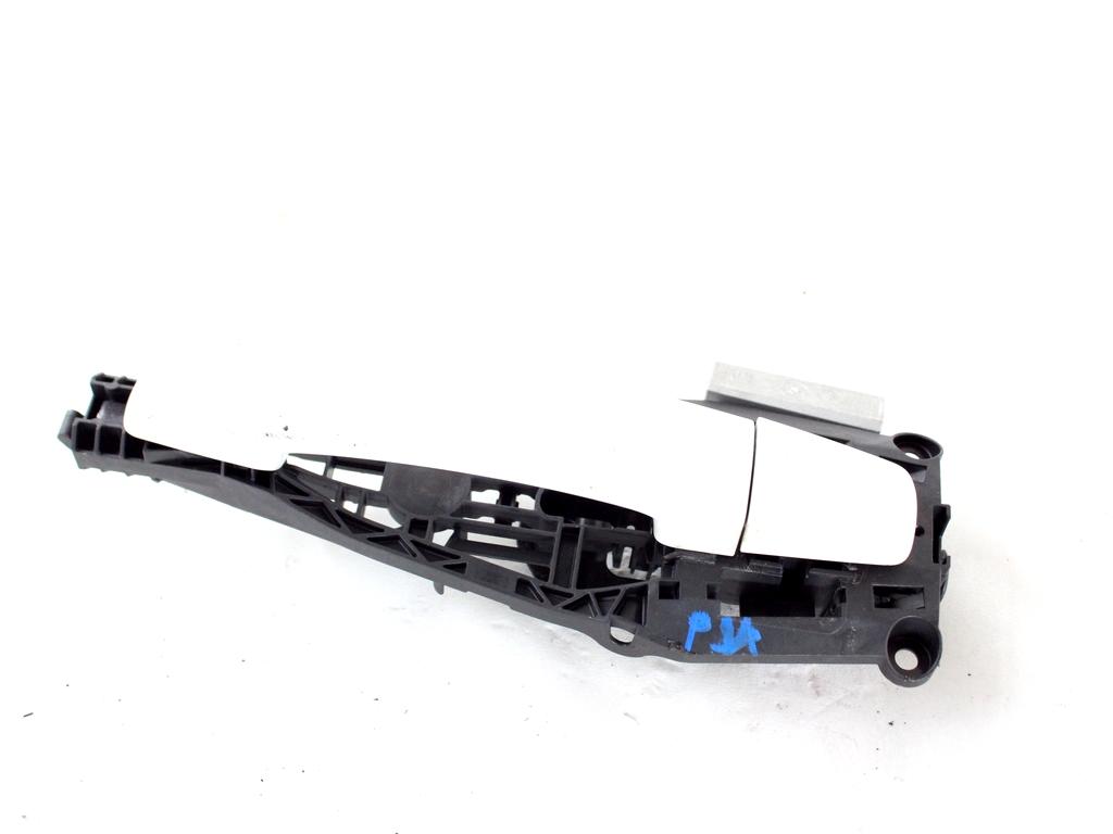 13504025 MANIGLIA ESTERNA PORTA POSTERIORE SINISTRA OPEL CORSA E 1.2 B 51KW 5M 5P (2016) RICAMBIO USATO