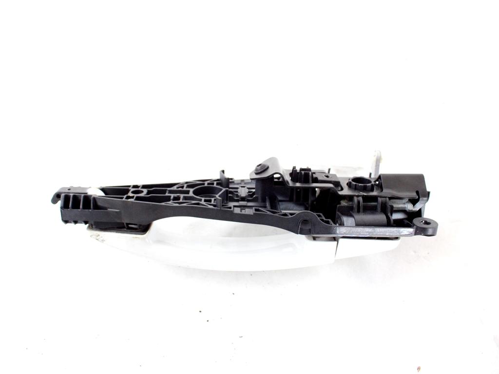 13504025 MANIGLIA ESTERNA PORTA POSTERIORE DESTRA OPEL CORSA E 1.2 B 51KW 5M 5P (2016) RICAMBIO USATO