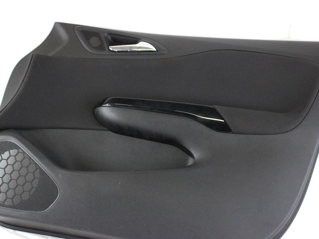 13403446 PANNELLO INTERNO PORTA ANTERIORE DESTRA OPEL CORSA E 1.2 B 51KW 5M 5P (2016) RICAMBIO USATO