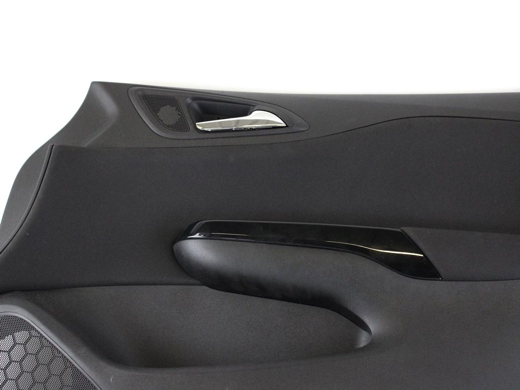 13403446 PANNELLO INTERNO PORTA ANTERIORE DESTRA OPEL CORSA E 1.2 B 51KW 5M 5P (2016) RICAMBIO USATO