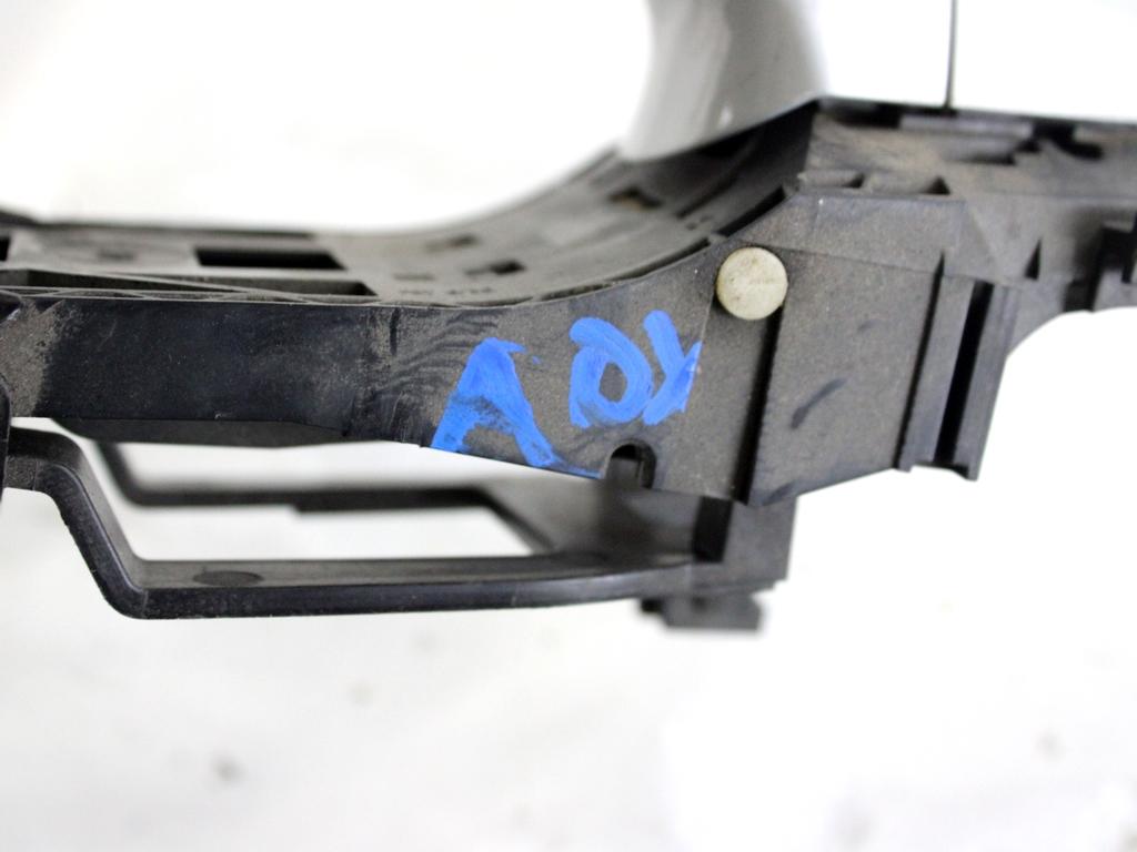 5G0837206NGRU MANIGLIA ESTERNA PORTA ANTERIORE DESTRA VOLKSWAGEN T-ROC 1.0 B 85KW 6M 5P (2018) RICAMBIO USATO