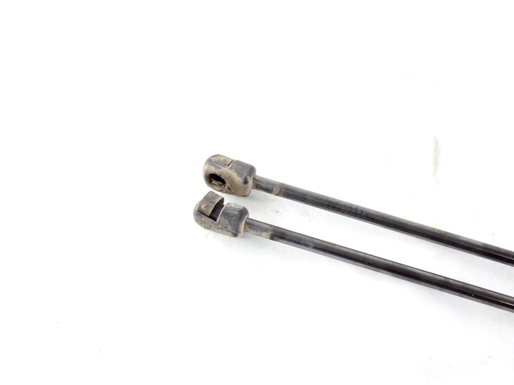 2GA827550A COPPIA PISTONCINI ASTE AMMORTIZZANTI PORTELLONE COFANO POSTERIORE BAULE VOLKSWAGEN T-ROC 1.0 B 85KW 6M 5P (2018) RICAMBIO USATO