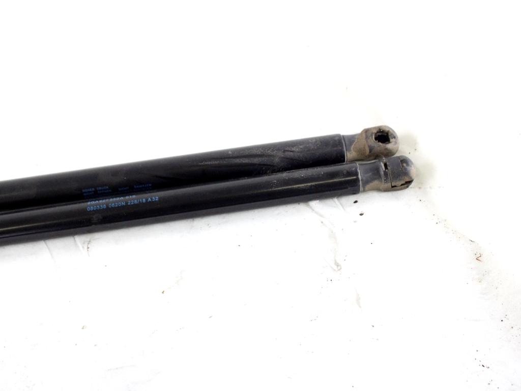 2GA827550A COPPIA PISTONCINI ASTE AMMORTIZZANTI PORTELLONE COFANO POSTERIORE BAULE VOLKSWAGEN T-ROC 1.0 B 85KW 6M 5P (2018) RICAMBIO USATO