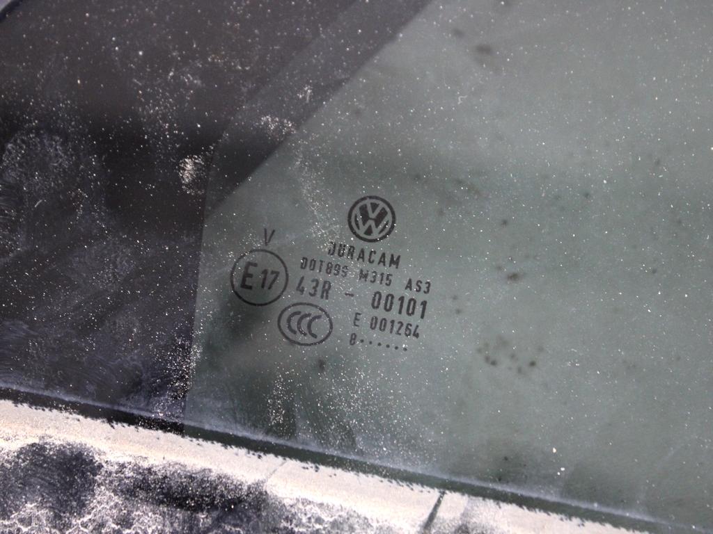2GA845214J5AP VETRO FISSO PORTA POSTERIORE DESTRA OSCURATO VOLKSWAGEN T-ROC 1.0 B 85KW 6M 5P (2018) RICAMBIO USATO