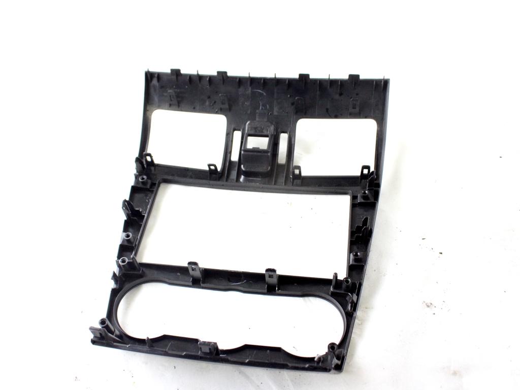 66065FJ00 MASCHERINA RIVESTIMENTO CRUSCOTTO CENTRALE SUBARU XV GP 2.0 D 4X4 108KW 6M 5P (2013) RICAMBIO USATO