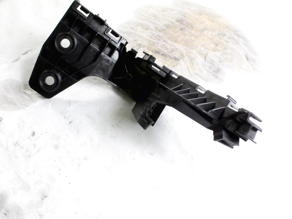 5H6807393E SUPPORTO PARAURTI POSTERIORE LATO SINISTRO VOLKSWAGEN GOLF 8 GTD 2.0 D 147KW 5P (2023) RICAMBIO USATO