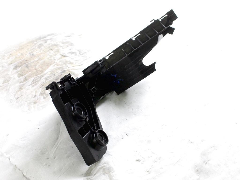 5H6807393E SUPPORTO PARAURTI POSTERIORE LATO SINISTRO VOLKSWAGEN GOLF 8 GTD 2.0 D 147KW 5P (2023) RICAMBIO USATO