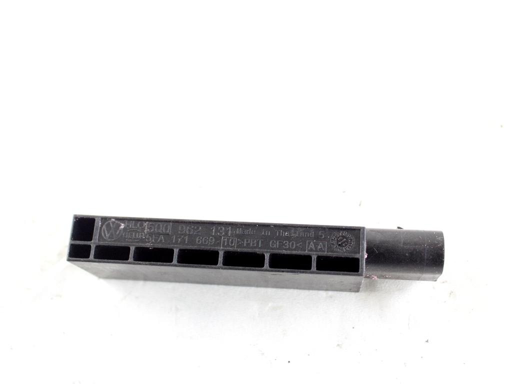 5FA171669 CENTRALINA ANTENNA RICEVITORE TELECOMANDO KEYLESS VOLKSWAGEN T-ROC 1.0 B 81KW 6M 5P (2023) RICAMBIO USATO
