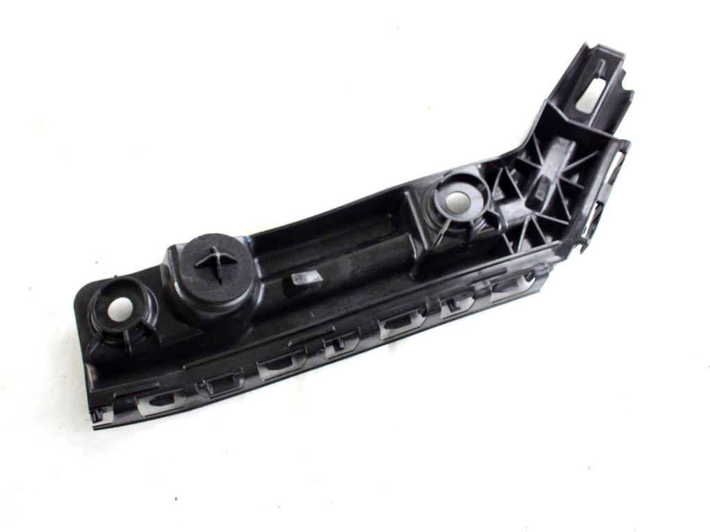2GA807375 STAFFA SUPPORTO PARAURTI POSTERIORE LATO SINISTRO VOLKSWAGEN T-ROC 1.0 B 81KW 6M 5P (2023) RICAMBIO USATO