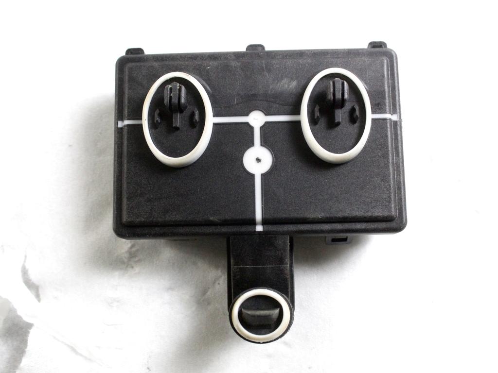 5Q4959592P CENTRALINA PORTA ANTERIORE DESTRA VOLKSWAGEN T-ROC 1.0 B 81KW 6M 5P (2023) RICAMBIO USATO