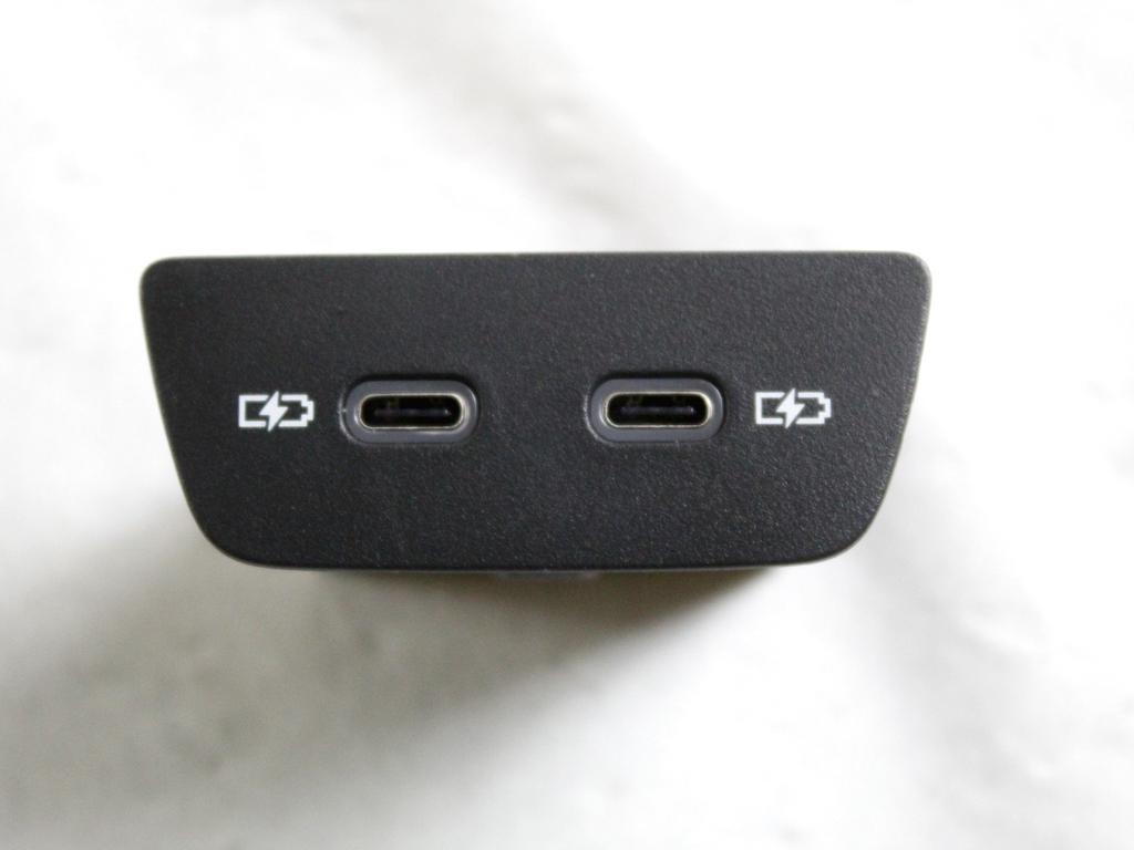 2G6035718 PORTA INGRESSO USB-C VOLKSWAGEN GOLF 8 GTD 2.0 D 147KW 5P (2023) RICAMBIO USATO