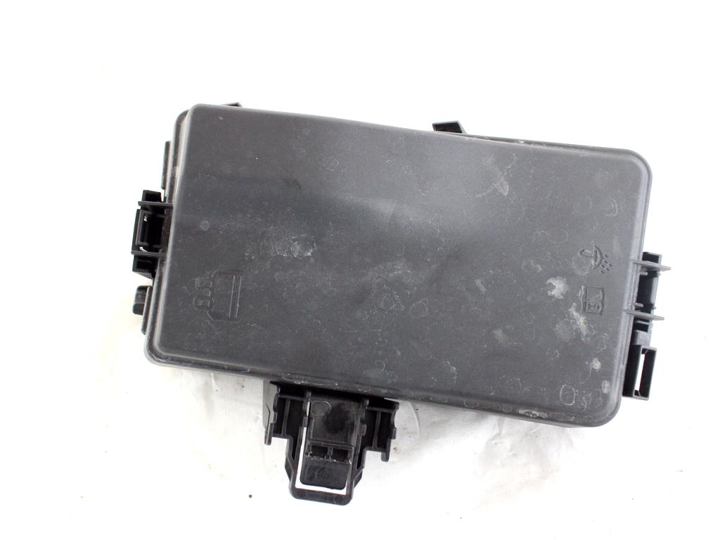 5WA907361A CENTRALINA FUSIBILIERA SCATOLA FUSIBILI RELÈ VOLKSWAGEN GOLF 8 GTD 2.0 D 147KW 5P (2023) RICAMBIO USATO