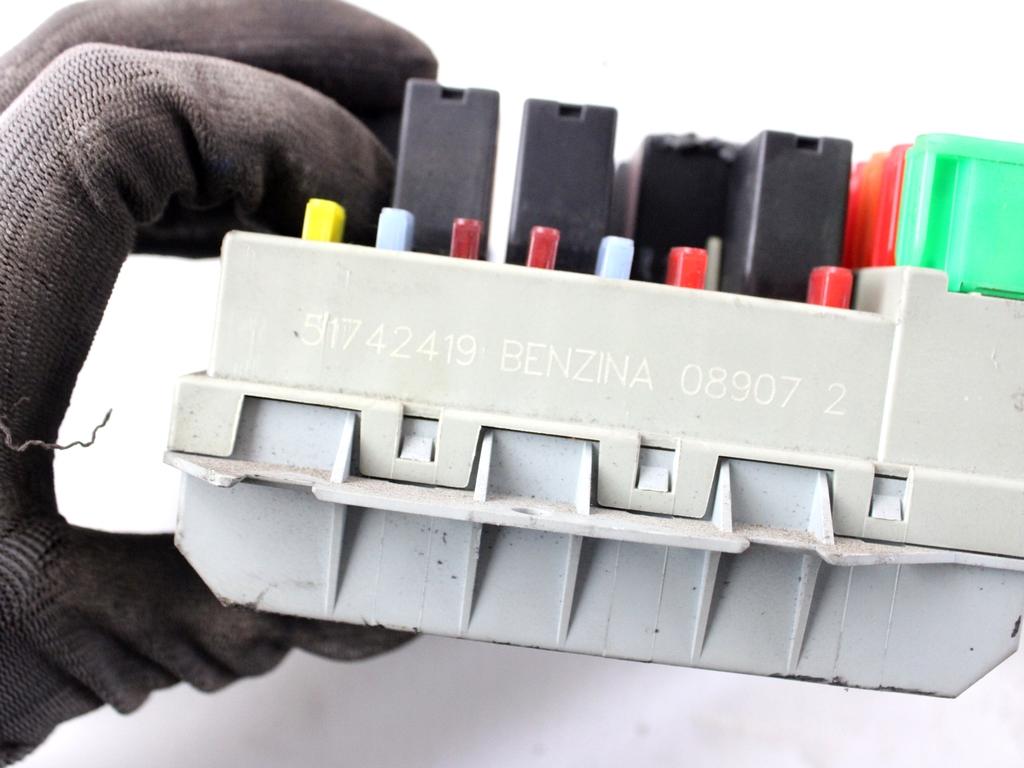 51742419 CENTRALINA FUSIBILIERA SCATOLA FUSIBILI RELÈ ALFA ROMEO GT 2.0 B 122KW 5M 3P (2007) RICAMBIO USATO