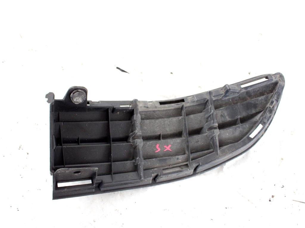 53128-42060 GRIGLIA CENTRALE INFERIORE PARAURTI ANTERIORE LATO SINISTRO TOYOTA RAV 4 2.0 D 91KW 5P (2017) RICAMBIO USATO