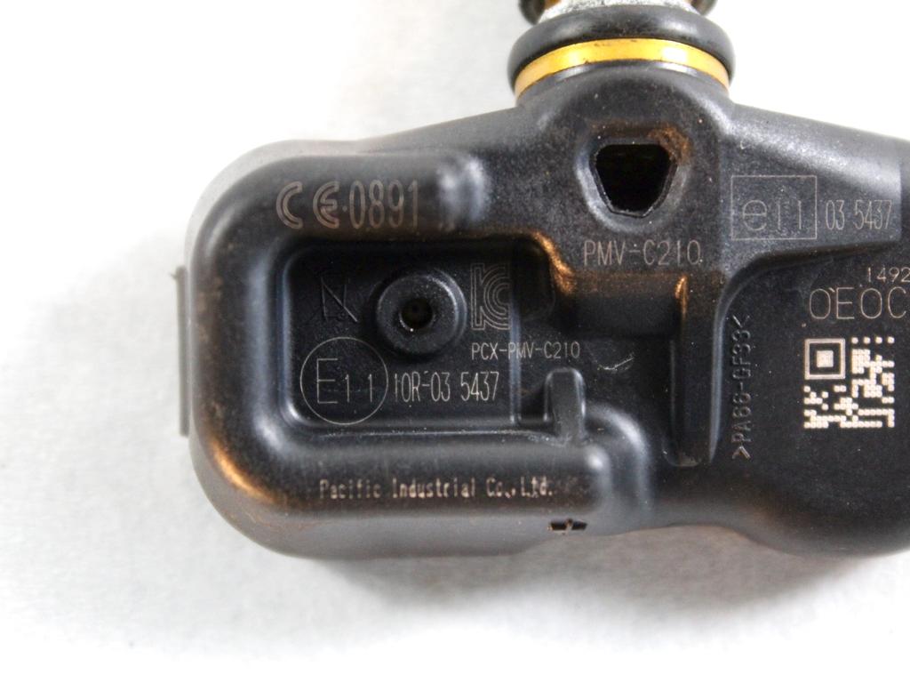 4260742021 SENSORE DI PRESSIONE DEL PNEUMATICO TOYOTA RAV 4 2.0 D 91KW 5P (2017) RICAMBIO USATO