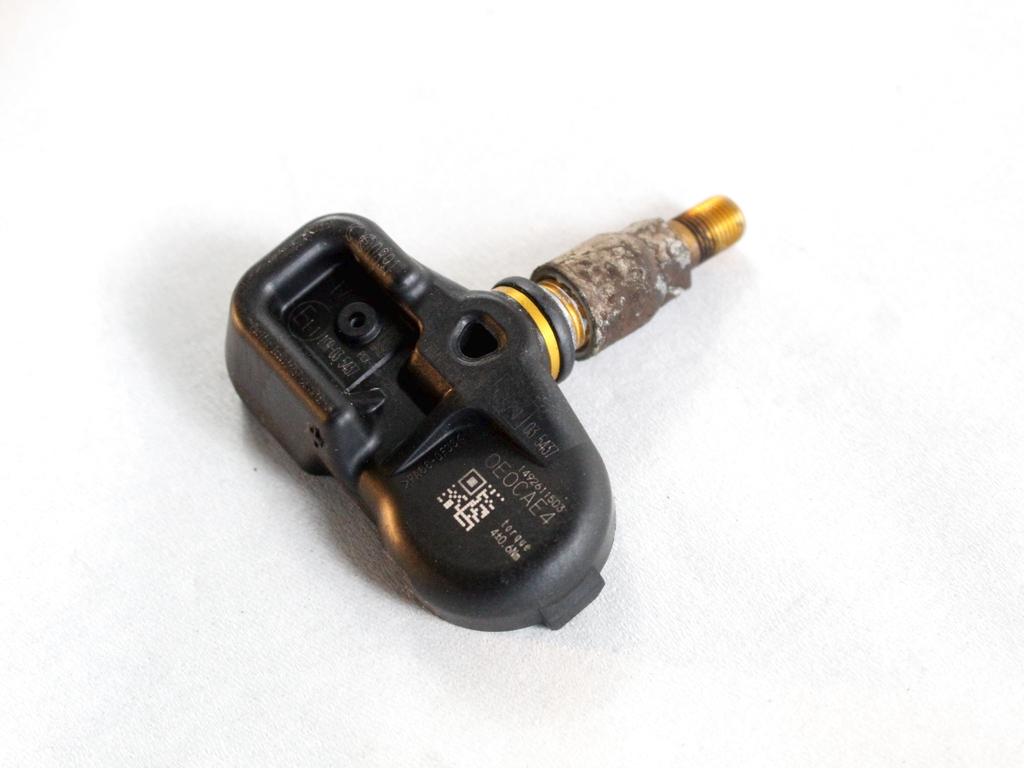 4260742021 SENSORE DI PRESSIONE DEL PNEUMATICO TOYOTA RAV 4 2.0 D 91KW 5P (2017) RICAMBIO USATO