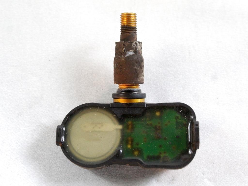4260742021 SENSORE DI PRESSIONE DEL PNEUMATICO TOYOTA RAV 4 2.0 D 91KW 5P (2017) RICAMBIO USATO