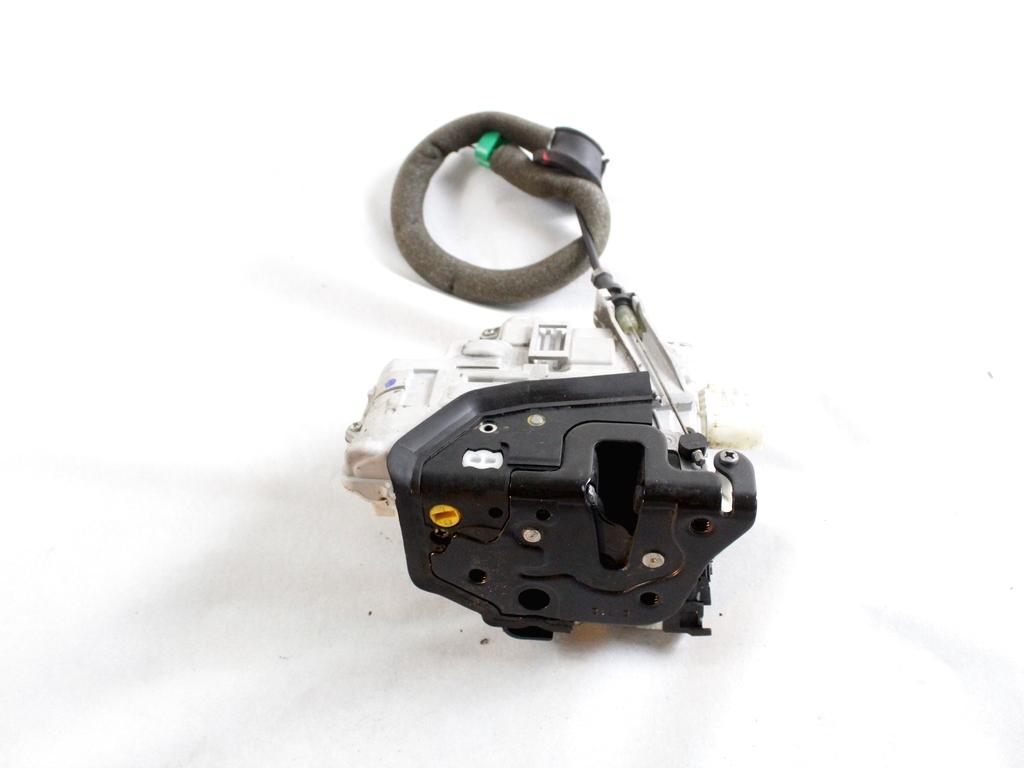 8K0839015F CHIUSURA SERRATURA PORTA POSTERIORE SINISTRA AUDI Q3 2.0 D 103 KW 5P (2013) RICAMBIO USATO