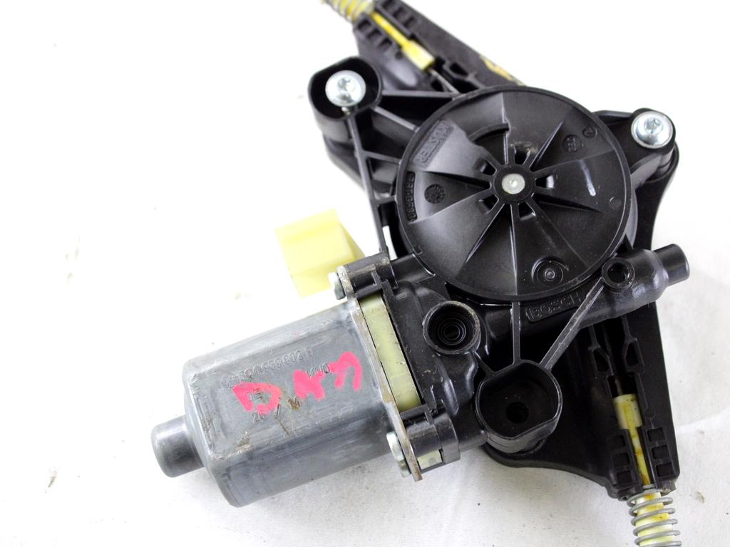 5G837462H MOTORINO MECCANISMO ALZA-VETRO ALZA-CRISTALLO PORTA ANTERIORE DESTRA VOLKSWAGEN GOLF 7 1.6 D 81KW 6M 5P (2014) RICAMBIO USATO 5Q4959802B