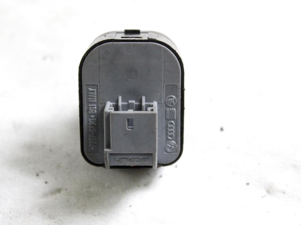 8U0959565A5PR COMANDO REGOLAZIONE RETROVISORI ELETTRICI AUDI Q3 2.0 D 103 KW 5P (2013) RICAMBIO USATO