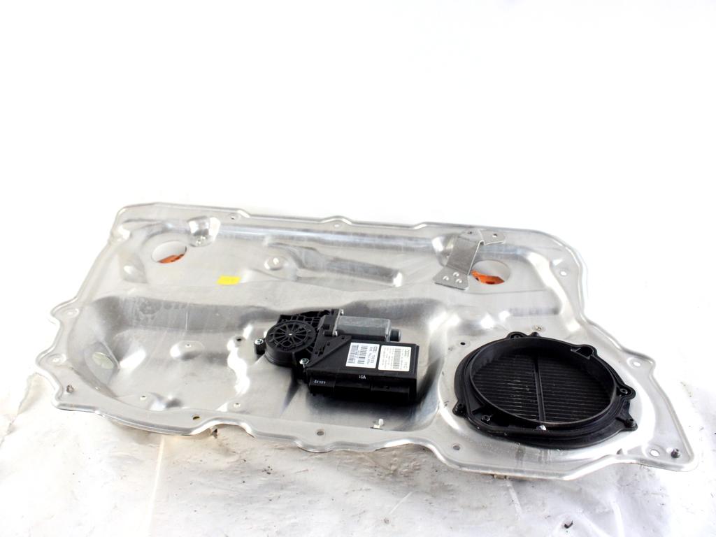 4E0837461B MOTORINO MECCANISMO ALZA-VETRO ALZA-CRISTALLO PORTA ANTERIORE SINISTRA AUDI A8 3.0 D 171 KW 4X4 (2005) RICAMBIO USATO 4E1959801F