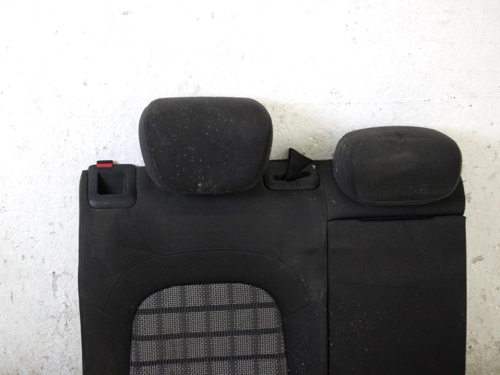 8P0885502H87A SCHIENALE SEDILE POSTERIORE SDOPPIATO LATO DESTRO AUDI Q3 2.0 D 103 KW 5P (2013) RICAMBIO USATO
