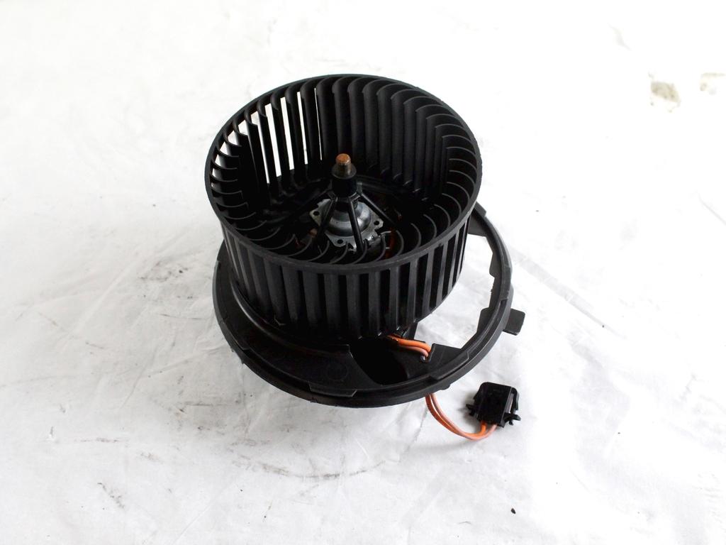 1K1819015E MOTORINO VENTOLA VENTILAZIONE ABITACOLO AUDI Q3 2.0 D 103 KW 5P (2013) RICAMBIO USATO
