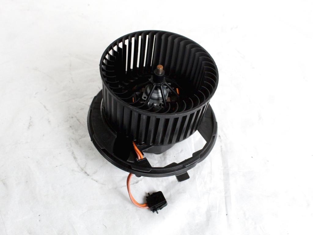 1K1819015E MOTORINO VENTOLA VENTILAZIONE ABITACOLO AUDI Q3 2.0 D 103 KW 5P (2013) RICAMBIO USATO
