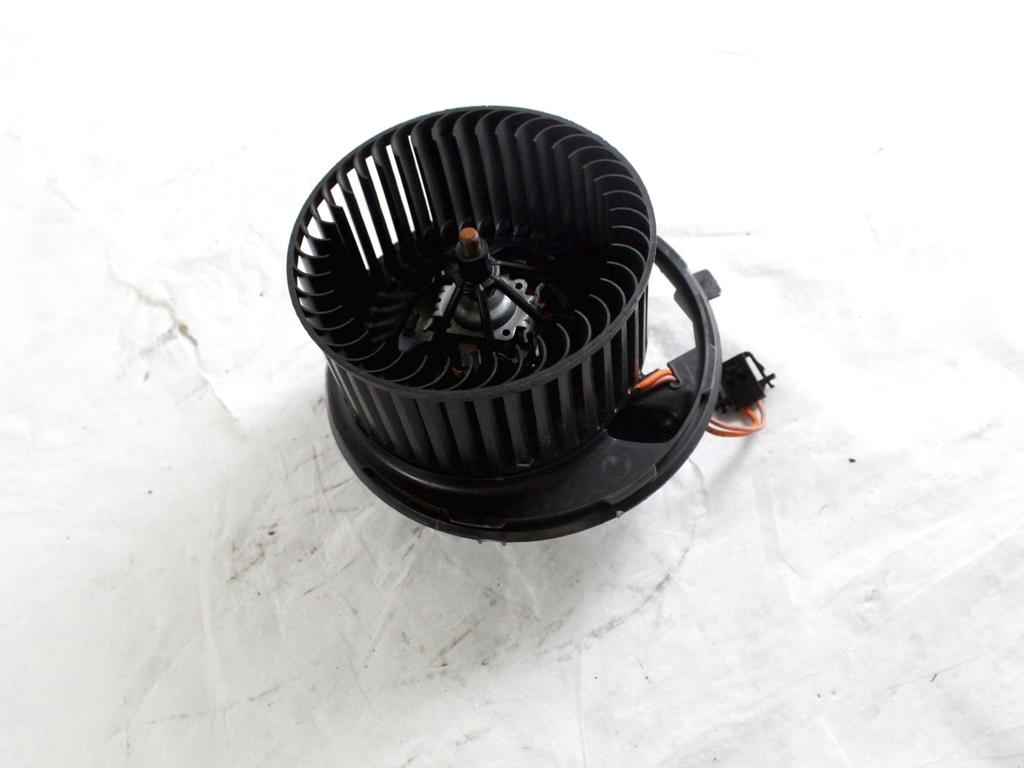 1K1819015E MOTORINO VENTOLA VENTILAZIONE ABITACOLO AUDI Q3 2.0 D 103 KW 5P (2013) RICAMBIO USATO