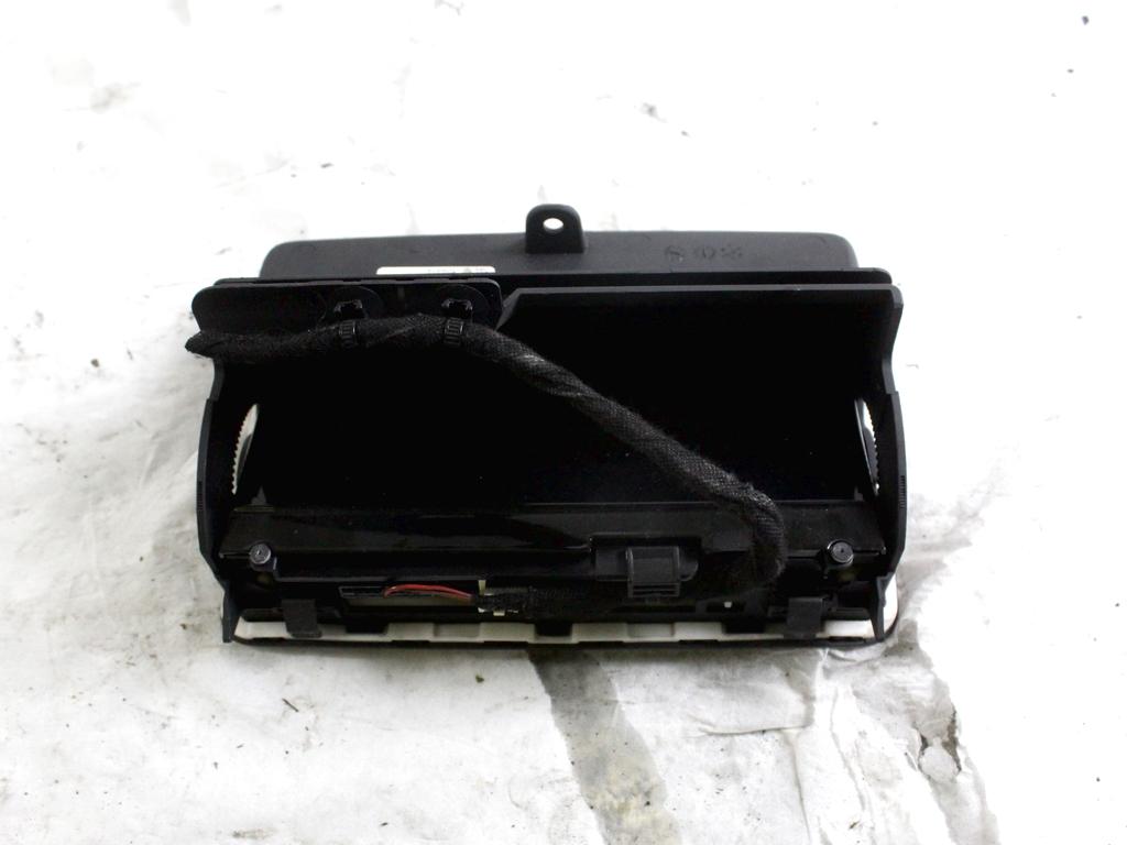 8U0857273A DISPLAY NAVIGATORE SATELLITARE AUDI Q3 2.0 D 103 KW 5P (2013) RICAMBIO USATO