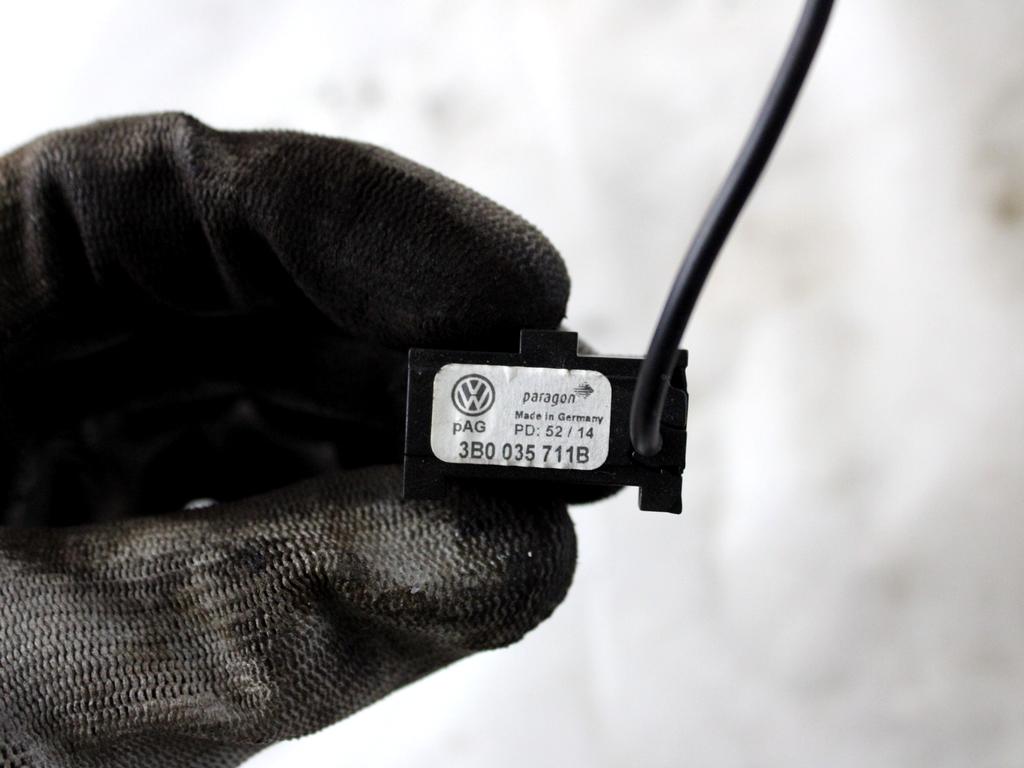 3B0035711B MICROFONO TELEFONO VIVAVOCE BLUETOOTH SKODA RAPID 1.6 D 66KW 5M 5P (2015) RICAMBIO USATO 